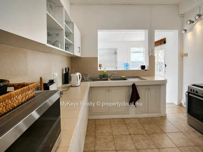 Beachfront Living – Feet In The Water – Sunset Views – Rare Location