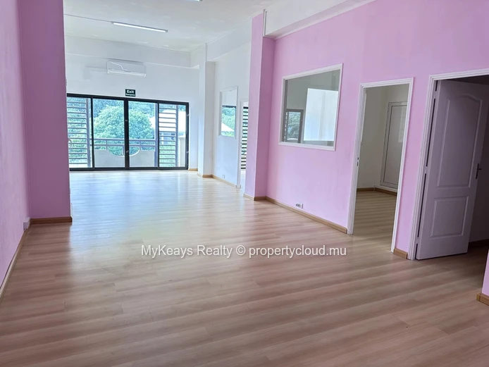 Offices for rent in Tamarin