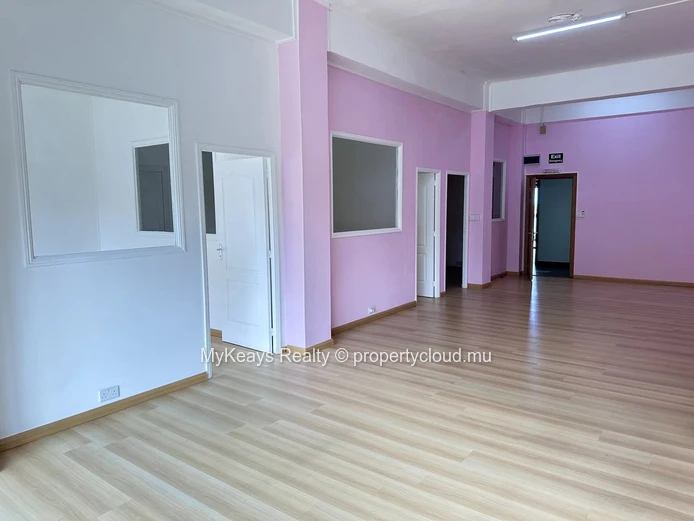 Offices for rent in Tamarin