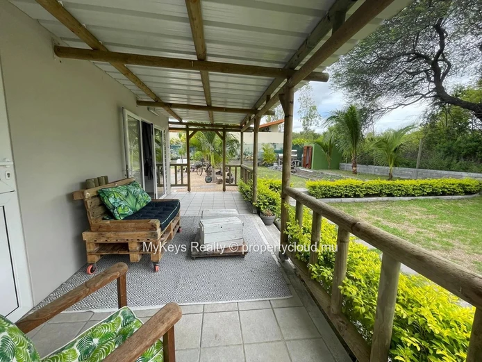 4 Bedroom Villa - Independent Studio